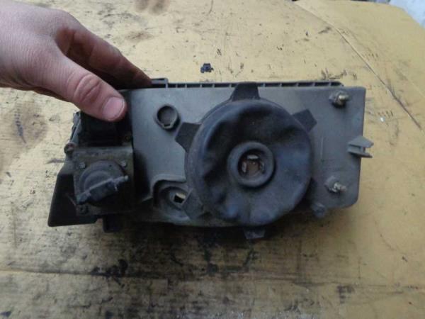 PHARE DROIT CITROEN - Vue 2